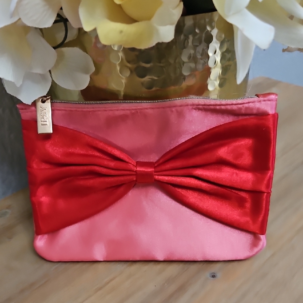 Ipsy PLUS Sample, Satin Pink and Red Bow Cosmetic Bag